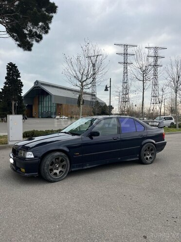 BMW 320 1993, 310,000 km - 2.0 l - Sumqayıt