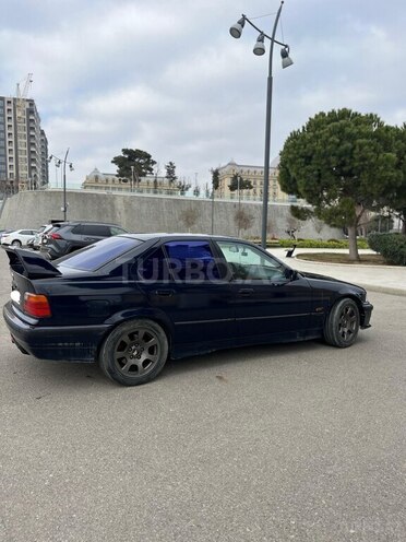 BMW 320 1993, 310,000 km - 2.0 l - Sumqayıt