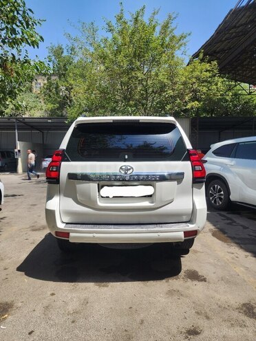Toyota Land Cruiser Prado 2010, 336,000 km - 4.0 l - İsmayıllı