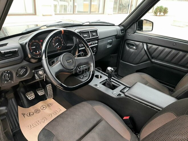LADA (VAZ) Niva-16