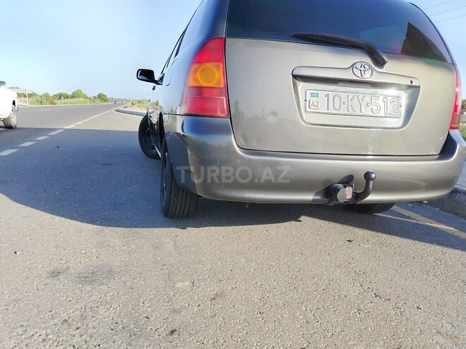 Toyota Corolla 2006, 318,893 km - 1.4 l - Yevlax