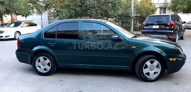 Volkswagen Jetta-4
