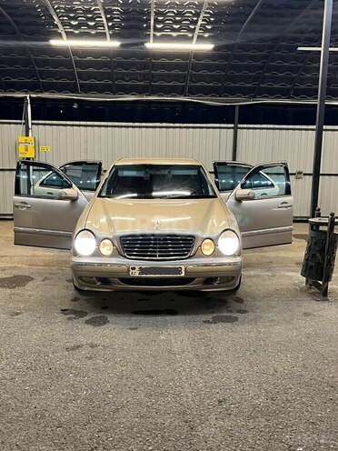 Mercedes E 200 2000, 414,406 km - 2.0 l - Gəncə