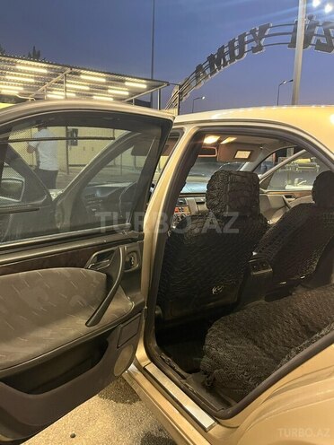 Mercedes E 200 2000, 414,406 km - 2.0 l - Gəncə
