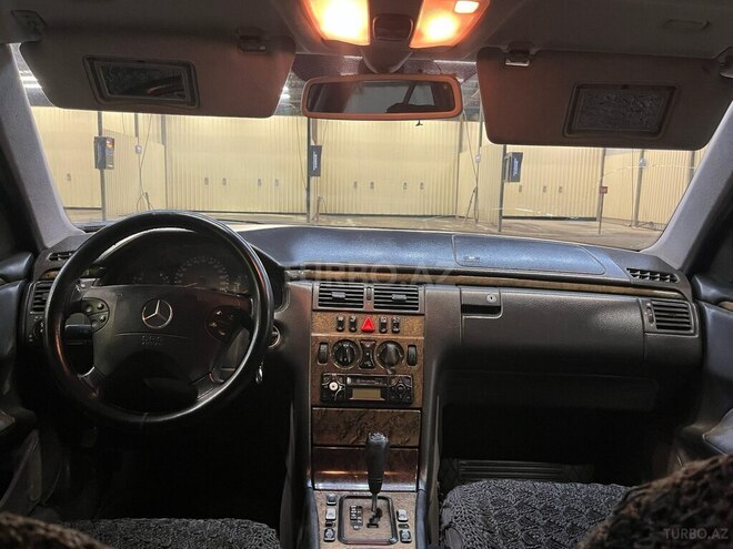 Mercedes E 200 2000, 414,406 km - 2.0 l - Gəncə