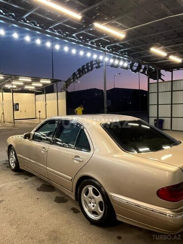 Mercedes E 200 2000, 414,406 km - 2.0 l - Gəncə