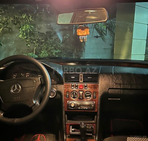 Mercedes C 180 1999, 675,000 km - 1.8 l - Bakı