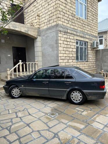 Mercedes C 180-7