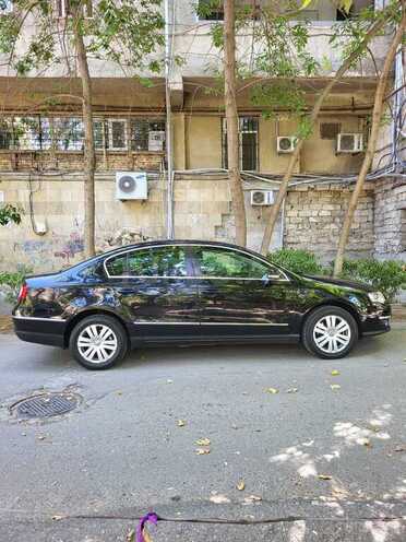 Volkswagen Passat-2