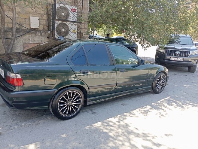 BMW 318 1997, 246,000 km - 1.8 l - Sumqayıt