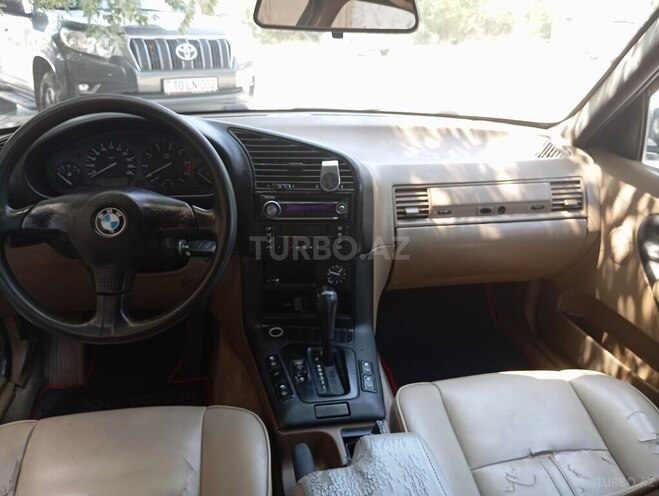 BMW 318 1997, 246,000 km - 1.8 l - Sumqayıt