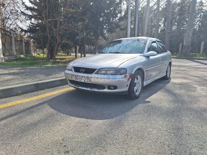 Opel Vectra-10