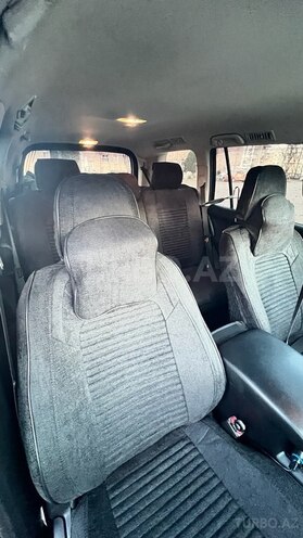 Toyota Land Cruiser Prado-21