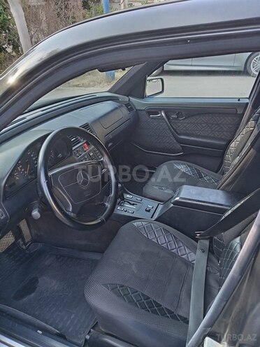 Mercedes C 220 1995, 405,000 km - 2.2 л - Bakı
