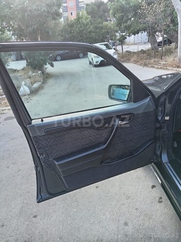 Mercedes C 220 1995, 405,000 km - 2.2 л - Bakı