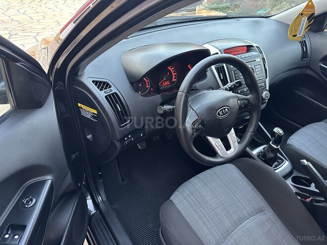 Kia  2010, 220,850 km - 1.6 l - Bakı
