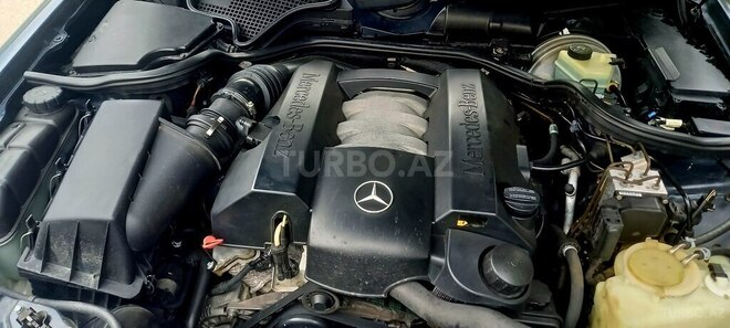 Mercedes E 240 1999, 450,000 km - 2.4 l - Qusar