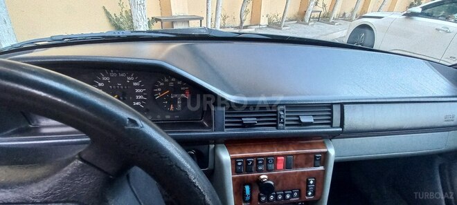 Mercedes E 220 1994, 503,000 km - 2.2 l - Bakı