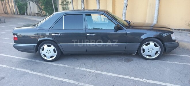 Mercedes E 220 1994, 503,000 km - 2.2 l - Bakı
