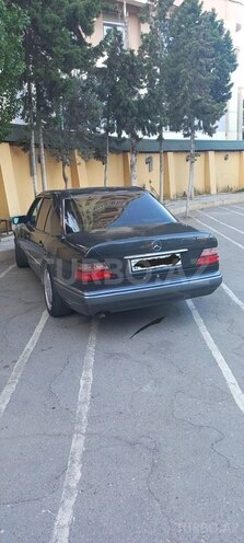 Mercedes E 220 1994, 503,000 km - 2.2 l - Bakı