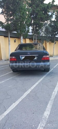 Mercedes E 220 1994, 503,000 km - 2.2 l - Bakı