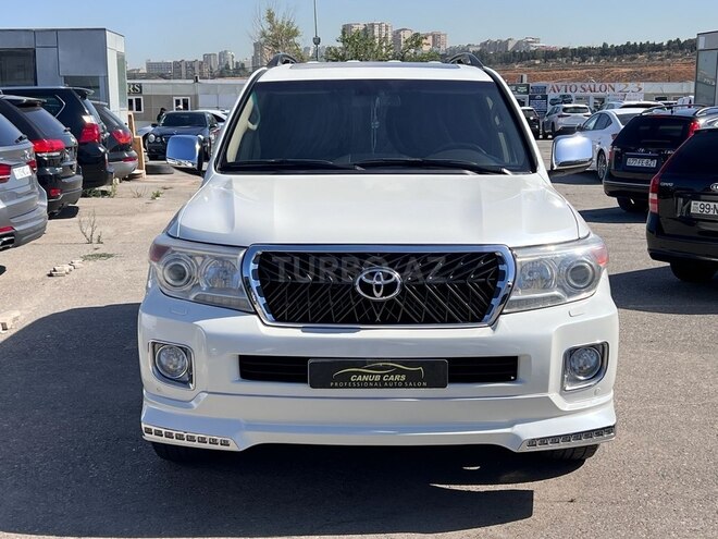 Toyota Land Cruiser-3