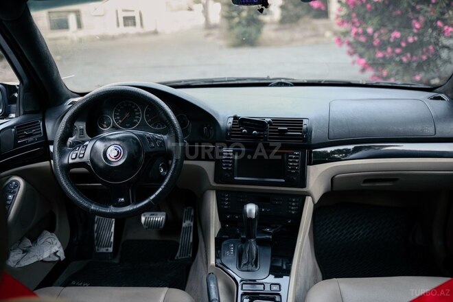 BMW 525 2002, 350,000 km - 2.5 л - Bakı