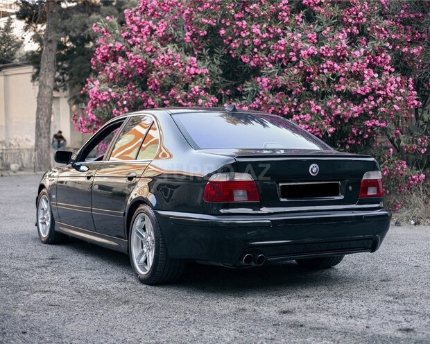 BMW 525 2002, 350,000 km - 2.5 л - Bakı