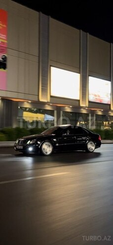 Mercedes E 280-2