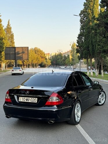 Mercedes E 280-21