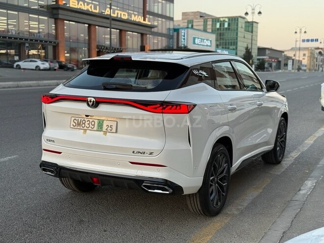 Changan Uni-Z-7