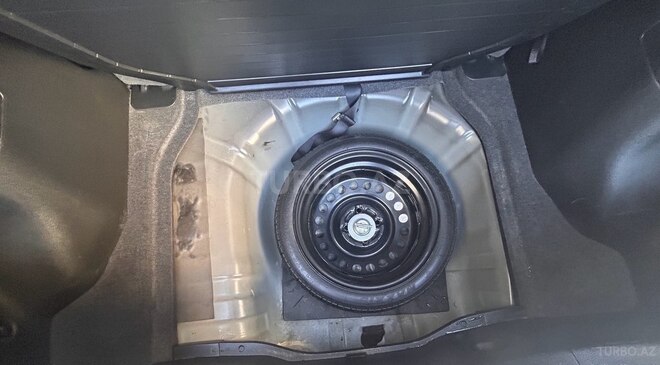 Nissan Tiida 2012, 150,000 km - 1.5 l - Sumqayıt