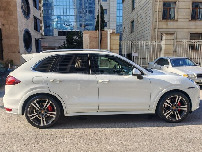 Porsche Cayenne GTS 2014, 26,300 km - 4.8 л - Bakı