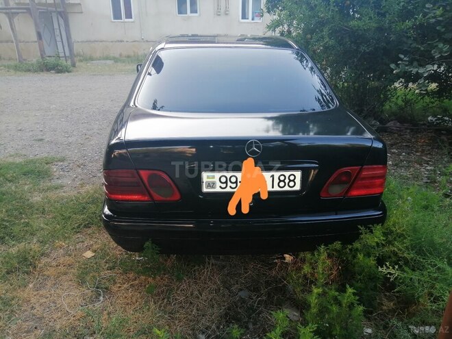Mercedes E 220 d 1999, 628,000 km - 2.2 л - Ağcabədi