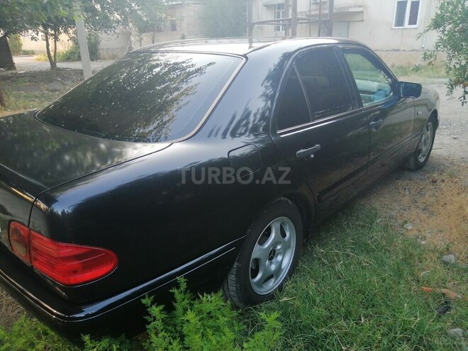 Mercedes E 220 d 1999, 628,000 km - 2.2 л - Ağcabədi