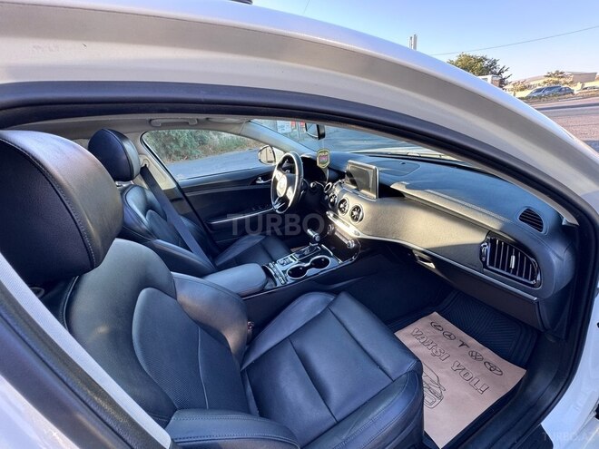 Kia Stinger 2018, 104,000 km - 2.0 л - Bakı