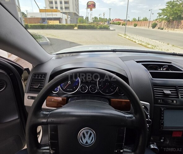 Volkswagen Touareg 2004, 301,000 km - 3.2 l - Şəmkir