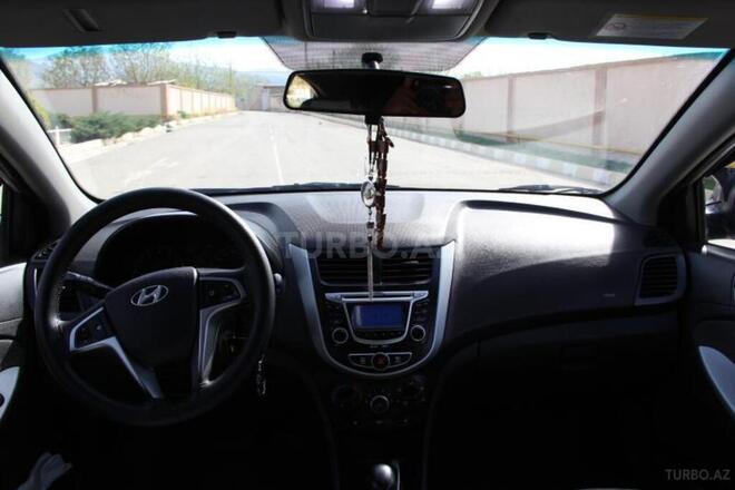 Hyundai Accent 2013, 206 km - 1.6 l - Şərur