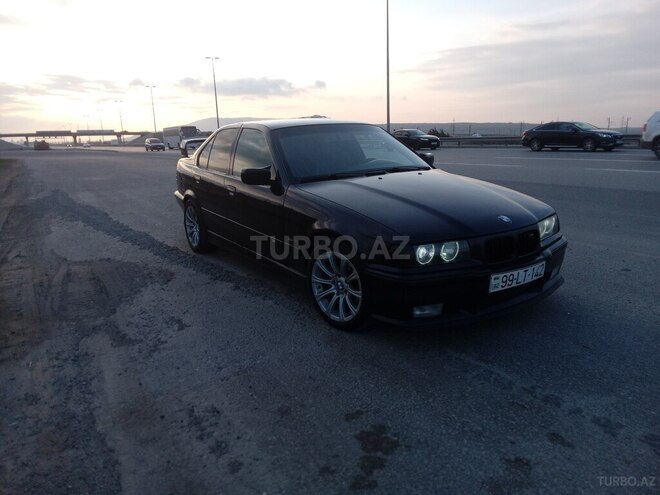 BMW 320 1992, 352,000 km - 2.0 l - Bakı