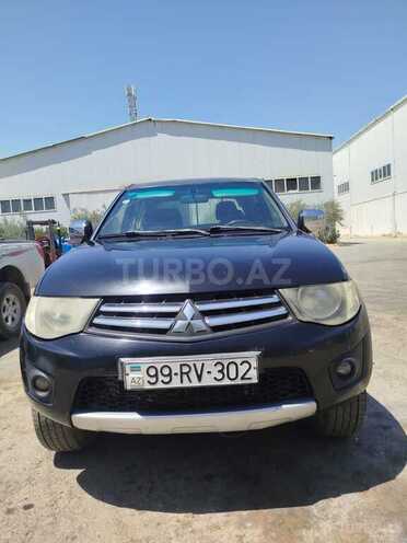 Mitsubishi L200 2011, 342,000 km - 2.5 l - Bakı