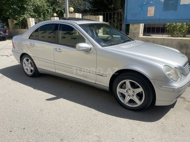 Mercedes C 240 2001, 321,252 km - 2.6 л - Sumqayıt