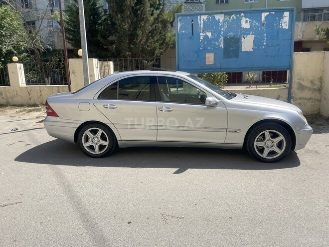 Mercedes C 240 2001, 321,252 km - 2.6 л - Sumqayıt