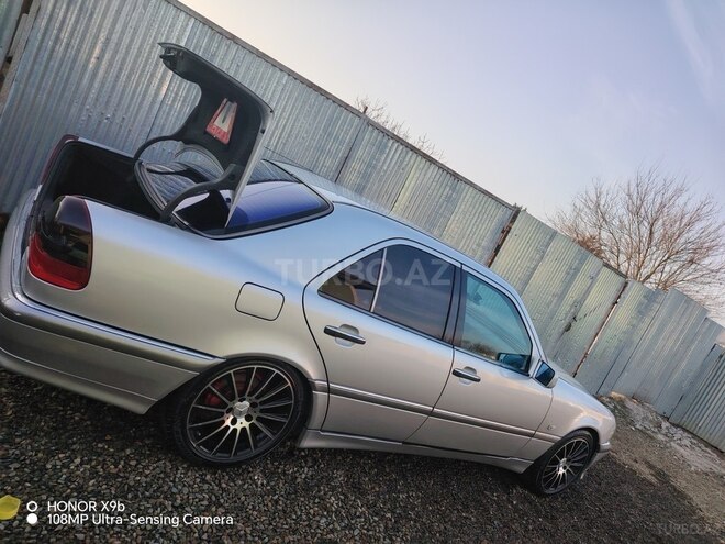 Mercedes C 200 1997, 497,000 km - 2.0 l - Masallı