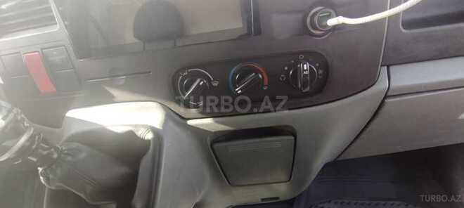 Ford Transit-7