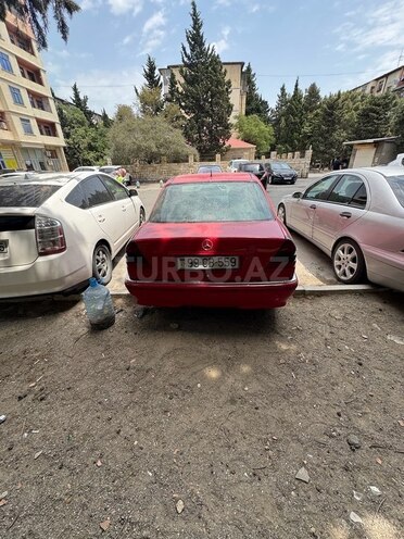 Mercedes C 200 1998, 228,736 km - 2.0 l - Bakı