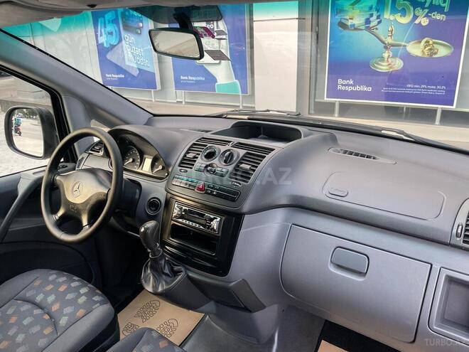 Mercedes Vito 115-4