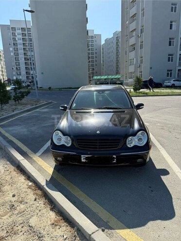 Mercedes C 240 2003, 403,000 km - 2.6 l - Bakı
