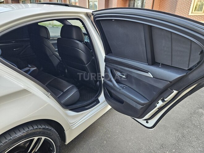 BMW 528 2013, 229,000 km - 2.0 l - Zaqatala