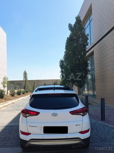 Hyundai Tucson-4