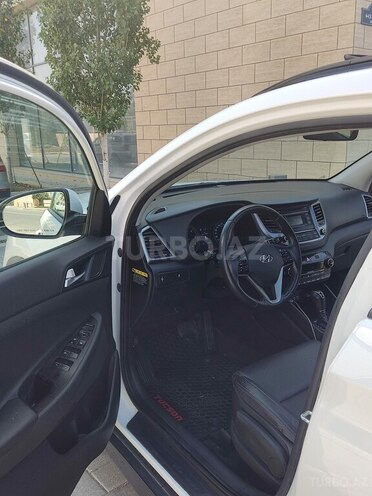 Hyundai Tucson-7